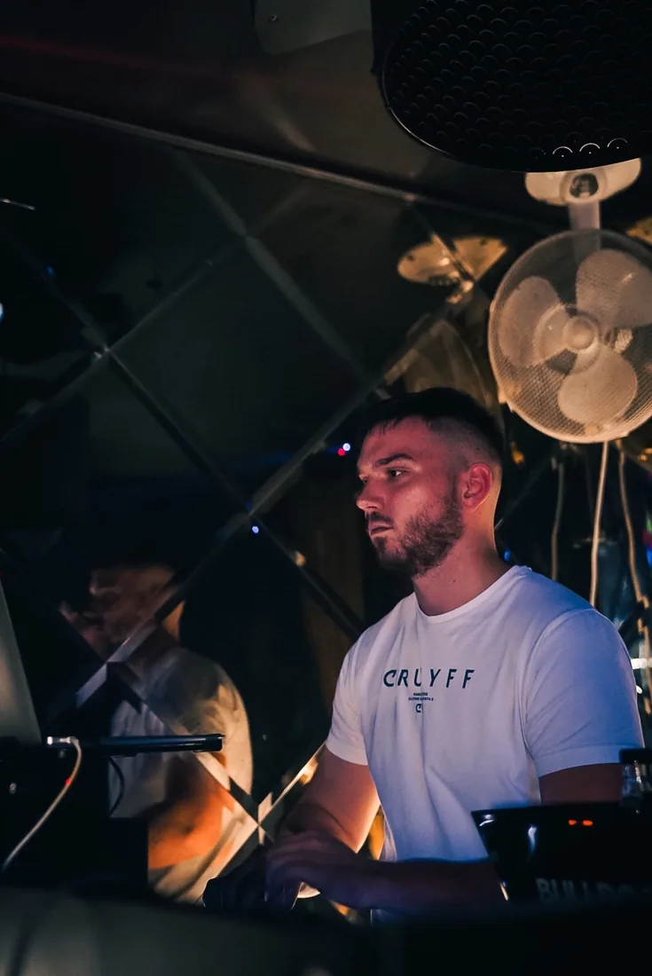 DJ za klubove Zagreb, DJ Frix svira klupsku večer