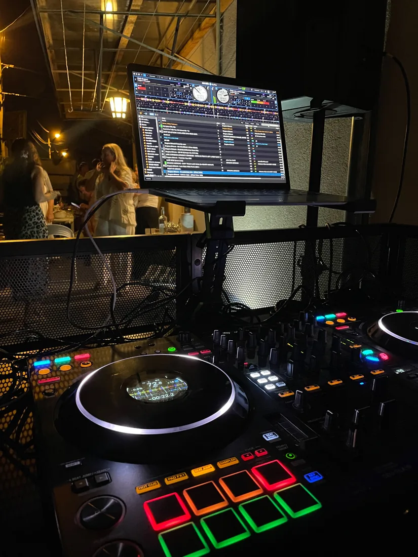 DJ za team building i korporativne evente u Zagrebu, DJ Frix